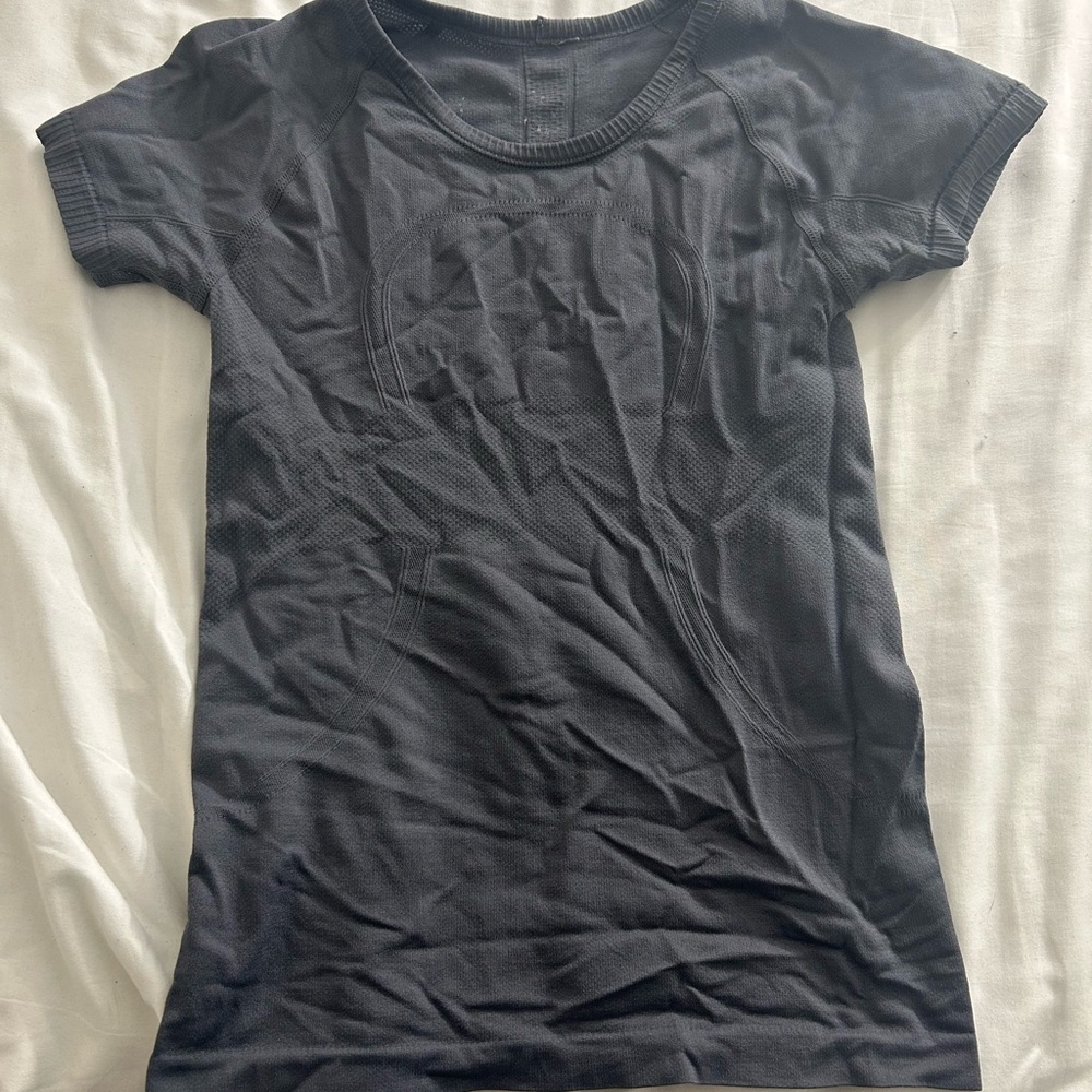 lululemon athletica Black Short Sleeve Tee